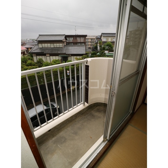20/26 バルコニー