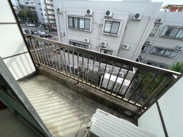 23/30 バルコニー