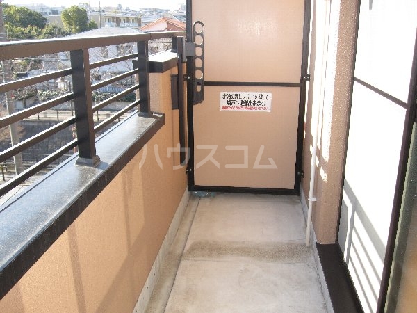 13/23 バルコニー