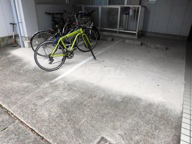 22/30 駐車場