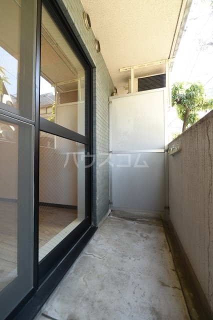 13/23 バルコニー