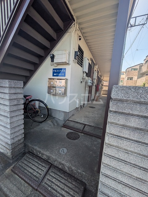 29/30 エントランス