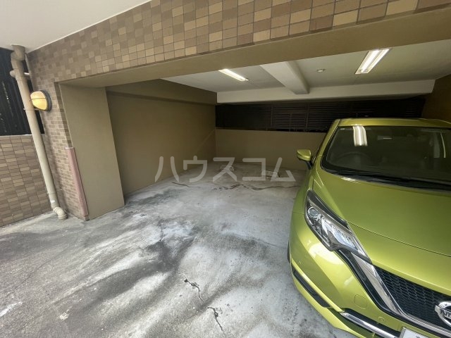 24/30 駐車場