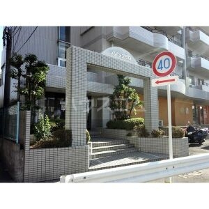 15/18 エントランス