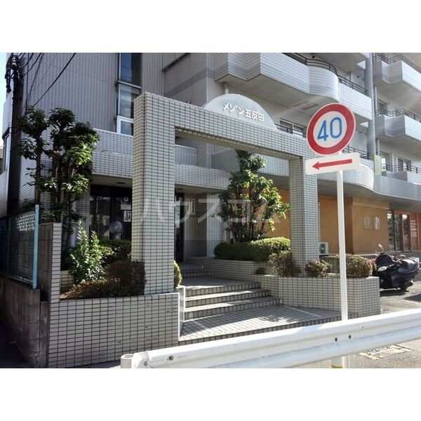 13/16 エントランス