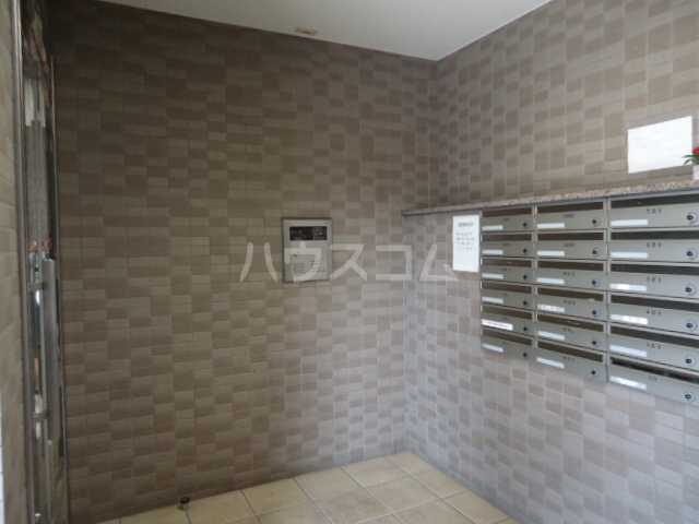 16/24 エントランス