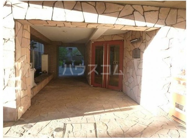 15/25 エントランス