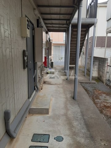 2/3 エントランス