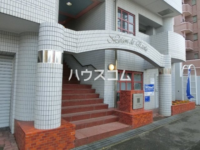 18/20 エントランス