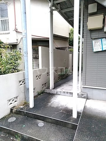 16/26 エントランス