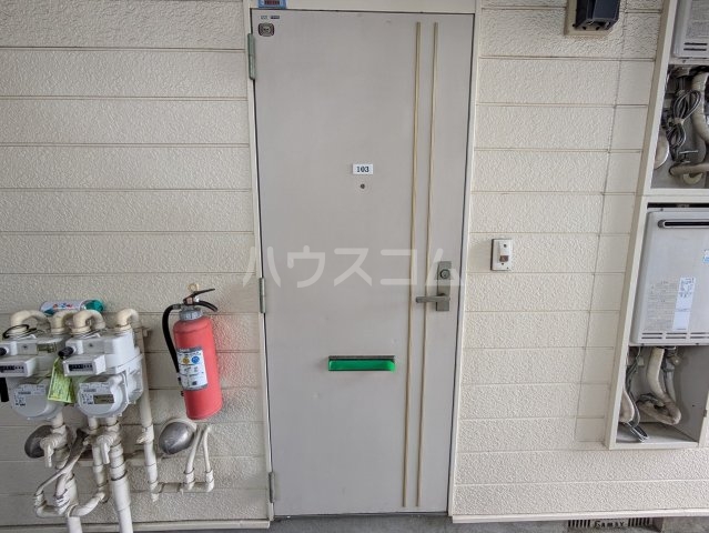 29/30 エントランス