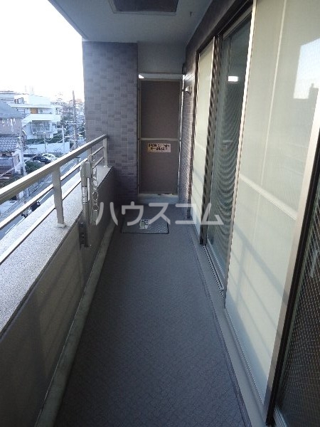 20/30 バルコニー