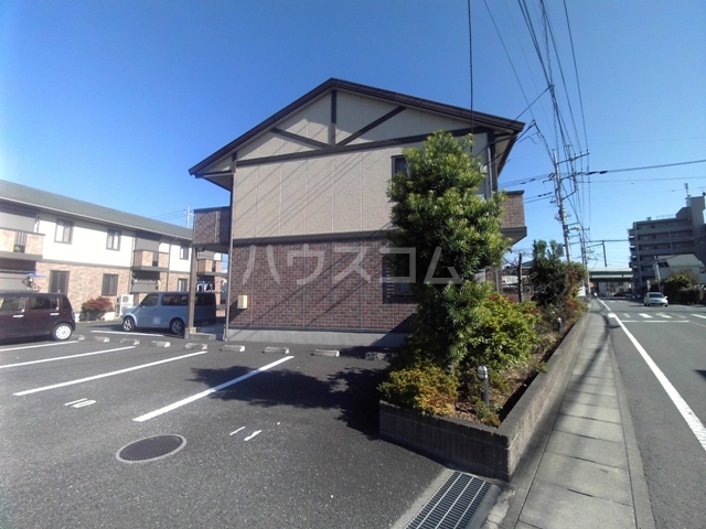 13/19 エントランス