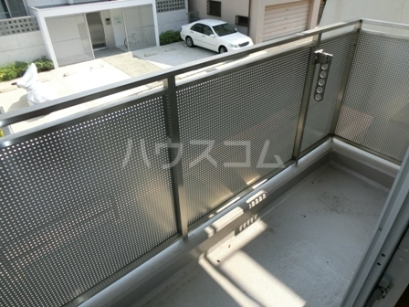 18/27 バルコニー