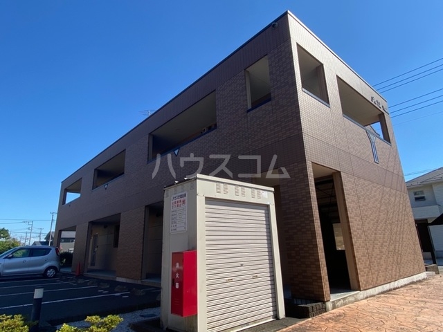 24/27 エントランス