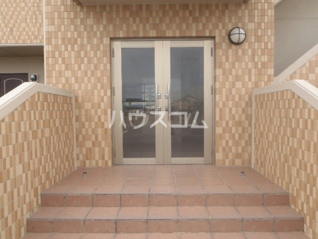 14/21 エントランス