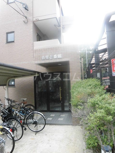 19/29 エントランス