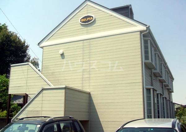 18/25 エントランス