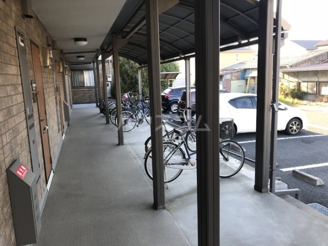 15/25 エントランス