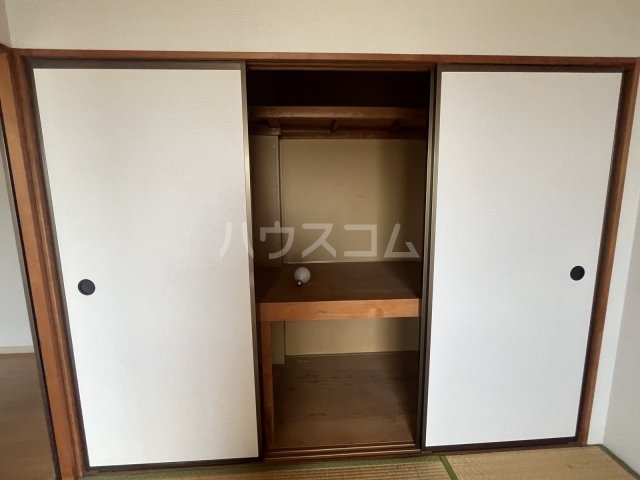 13/30 収納