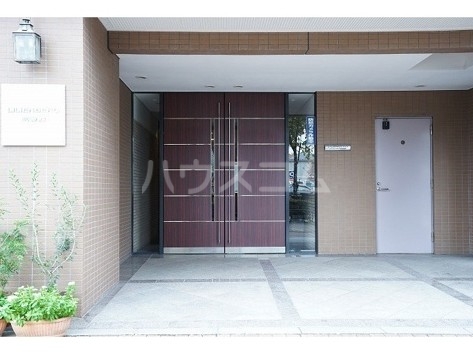 19/24 エントランス