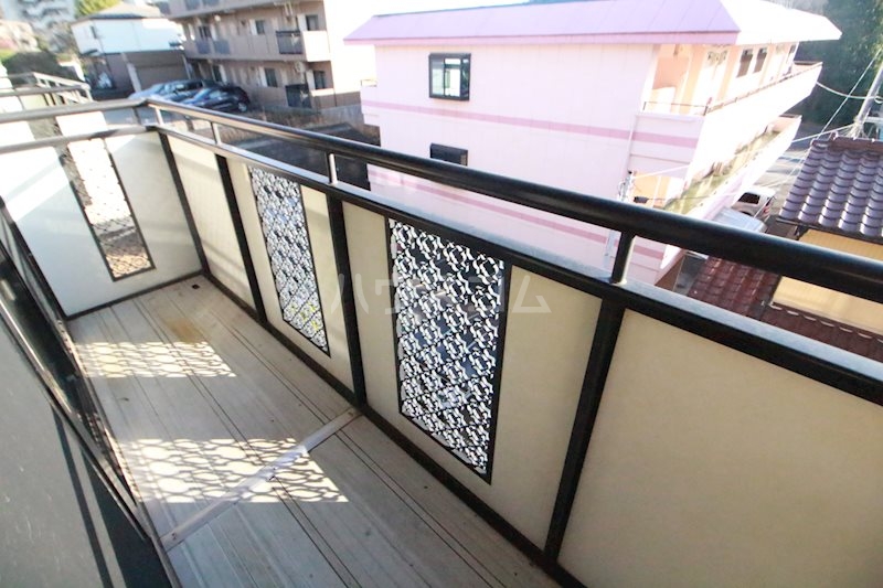 21/28 バルコニー