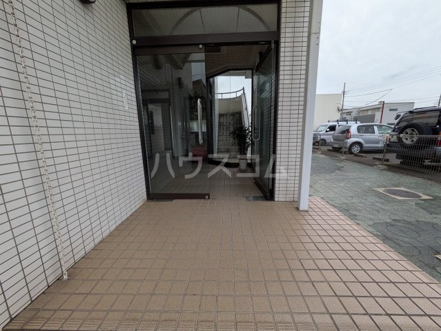 29/30 エントランス