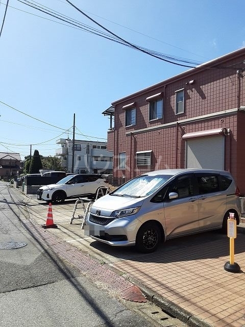 25/30 駐車場