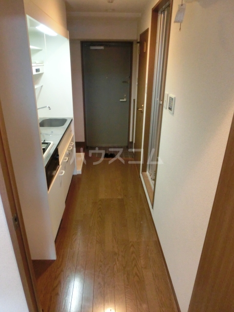 21/29 エントランス