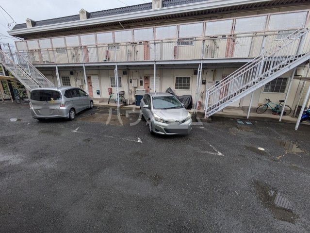 20/27 駐車場