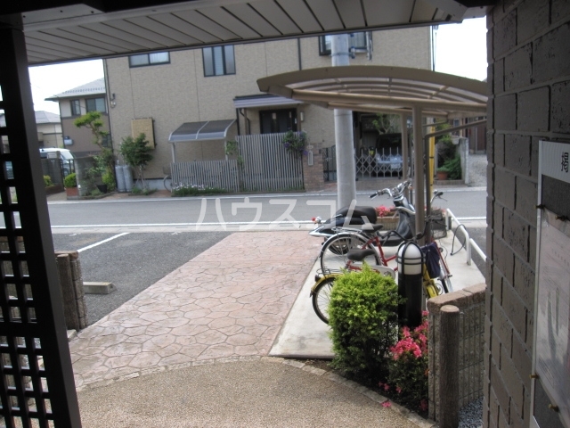 17/27 駐車場