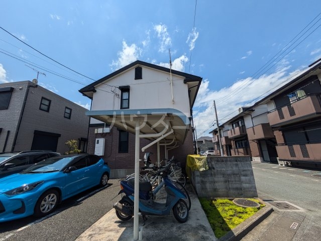 28/30 駐車場