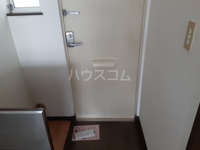 13/30 玄関