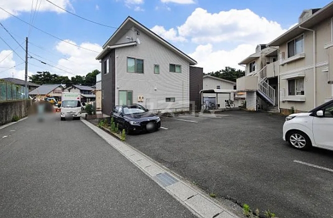 17/20 駐車場