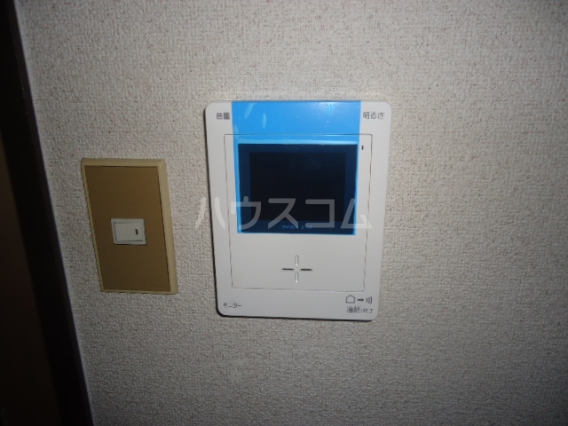 16/22 エントランス