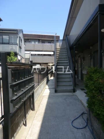 15/17 エントランス