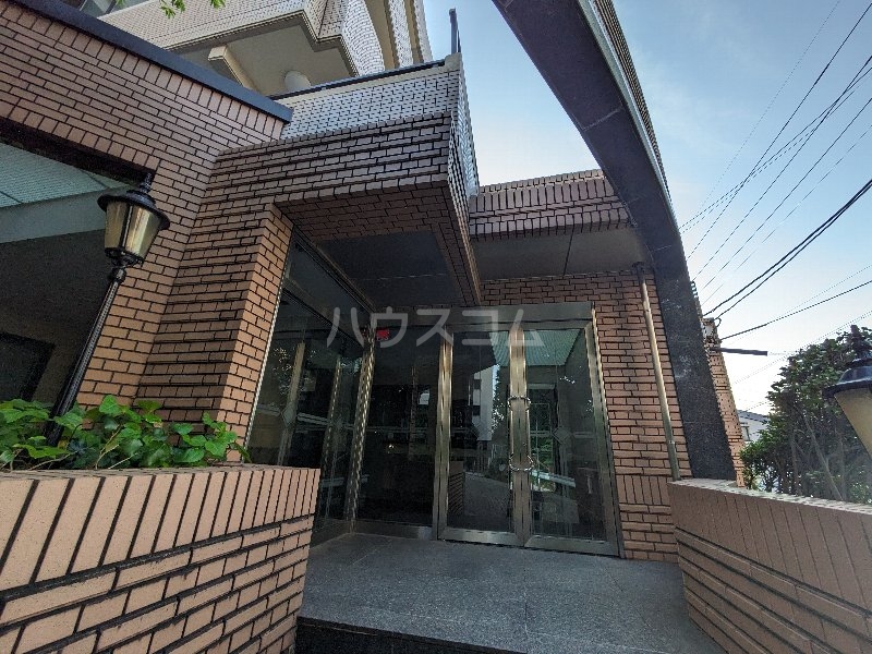 2/8 エントランス