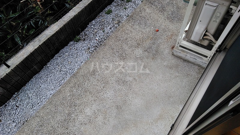 17/26 バルコニー