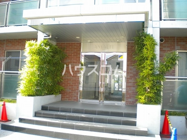 14/22 エントランス