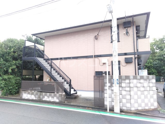 25/30 エントランス