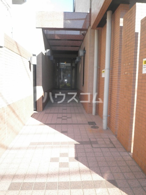 21/29 エントランス