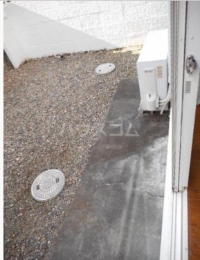 13/21 バルコニー