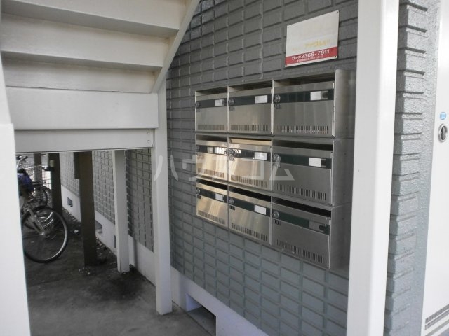 2/10 エントランス