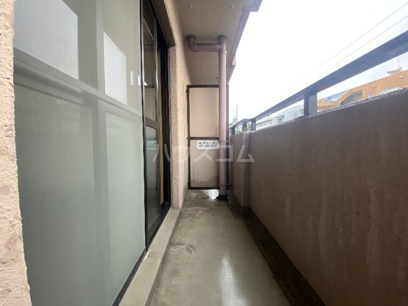 14/28 バルコニー