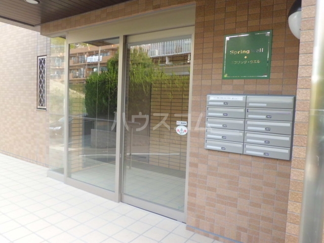 17/26 エントランス