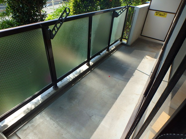 16/27 バルコニー