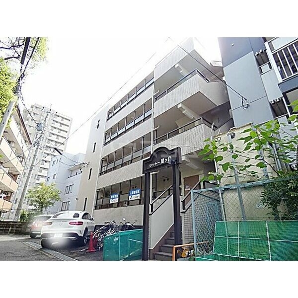 14/21 エントランス