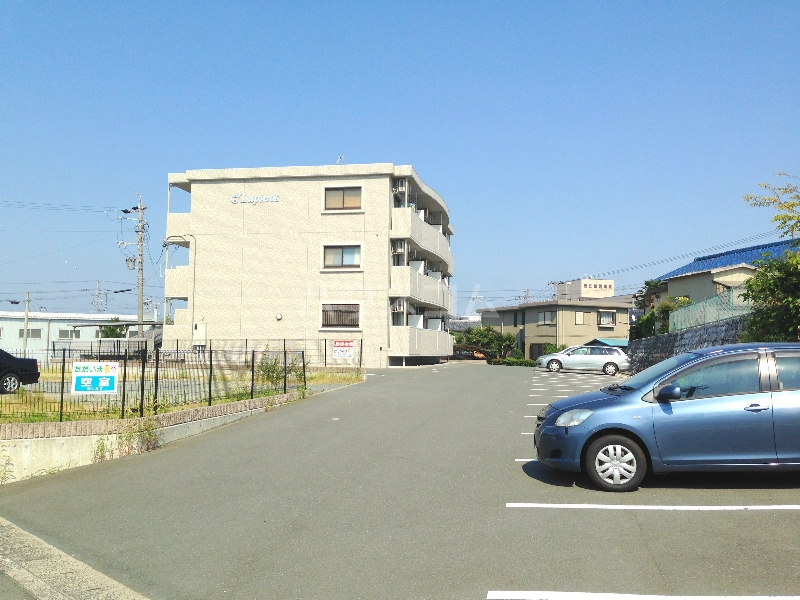 16/26 駐車場