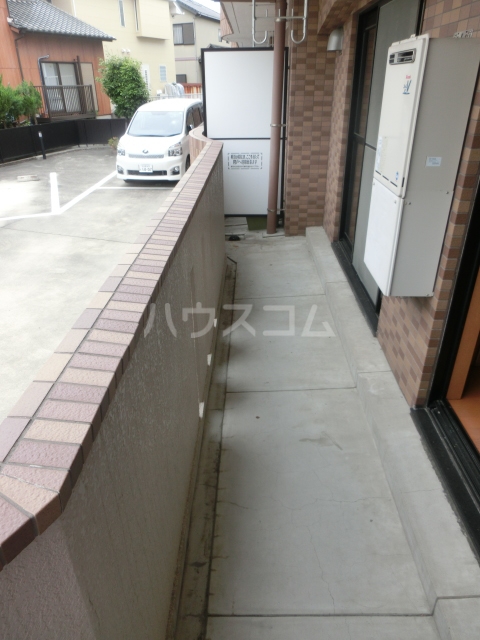 18/28 バルコニー