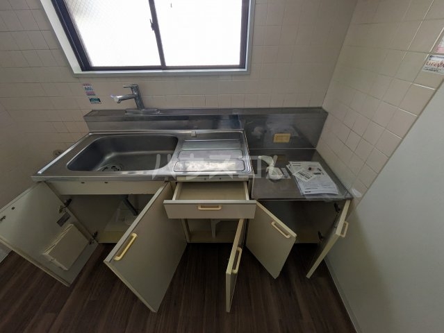 16/30 キッチン